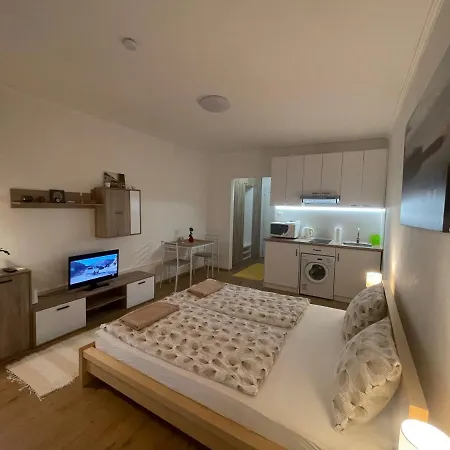 Siofoki Belvarosi Apartman 아파트 시오포크