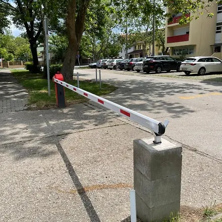 Siofoki Belvarosi Apartman 시오포크